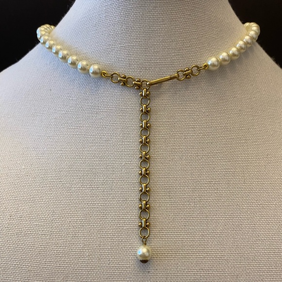 Heidi Daus “Everyday Chic” Swarovski Crystal Drop Necklace - Picture 3 of 9